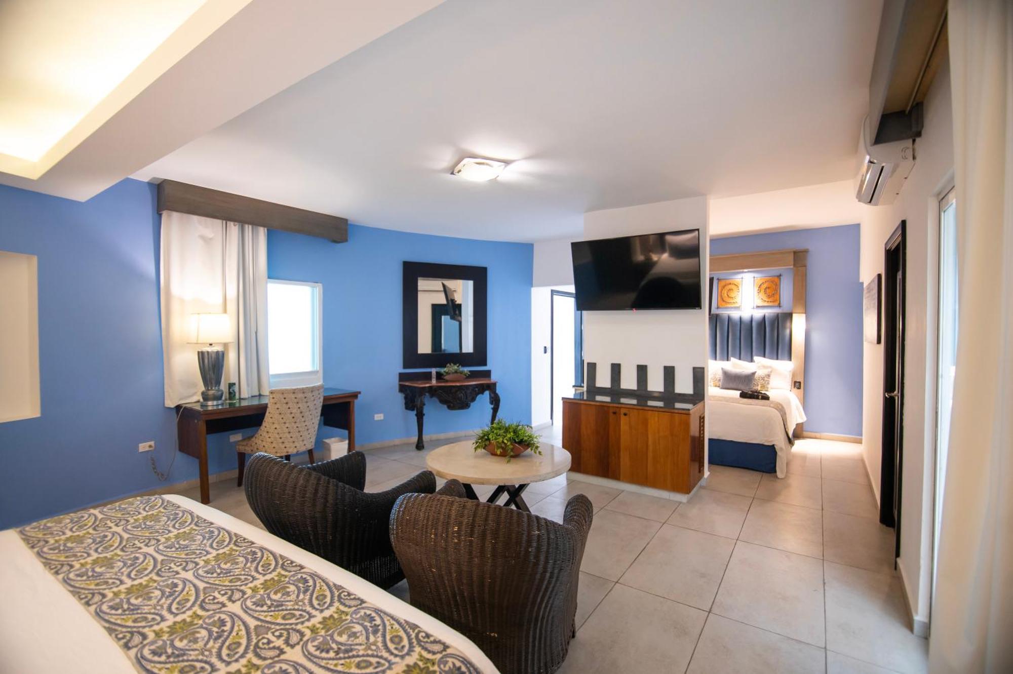 Hotel Hblue La Paz